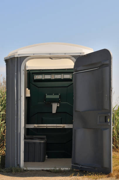 Best Porta potty rental near me  in Mount Prospect, IL